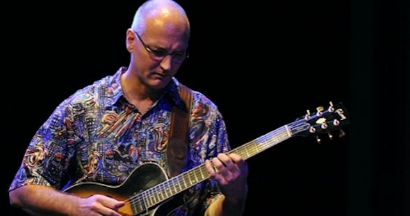 Marnix Busstra plays John Scofield in Bacchus